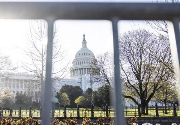 <i>El 3 de noviembre también se renovarán 35 de los 100 escaños del Senado, donde los republicanos cuentan con una mayoría de 53 senadores, frente a los 47 demócratas. (Foto: EFE)</i>
