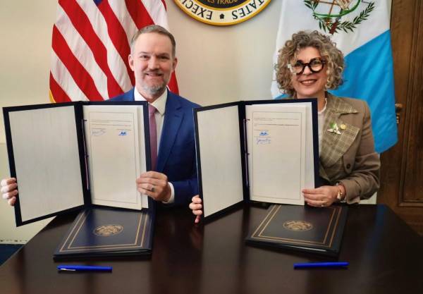 <i>En términos de acceso a mercados, el equipo de gobierno que negoció este acuerdo logró que el 70.4 % de las exportaciones guatemaltecas ingresen con un arancel de 0 % a los Estados Unidos. Foto de cortesía</i>