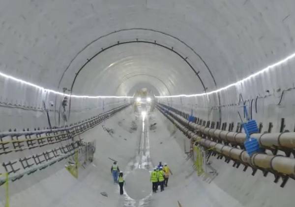 <i>A lo largo de los 4,5 kilómetros del túnel se instalaron 2.295 anillos de concreto, cada uno compuesto por nueve dovelas, piezas que forman el revestimiento y contribuyen a garantizar la estabilidad y seguridad de la estructura. Foto de cortesía</i>