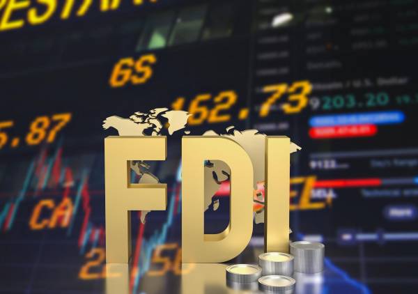 La medición se elaboró con los proyectos de inversión anunciados durante 2025 y abarcó 98 países que alcanzaron el umbral mínimo de diez proyectos, según la base de datos fDi Markets. (Foto: Shutterstock)