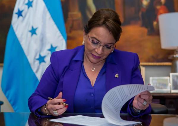 Honduras: Xiomara Castro pide ‘dura’ intervención en las cárceles