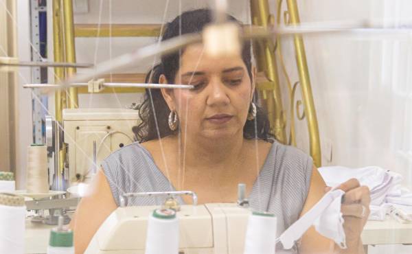 <i>La regulación necesita ajustes, pero una reforma no resolverá por sí sola las debilidades estructurales del mercado laboral hondureño. (Foto: Shutterstock)</i>