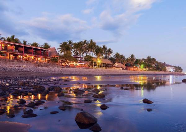 <i>Playa El Tunco en El Salvador. FOTO benkrut-iStock. </i>