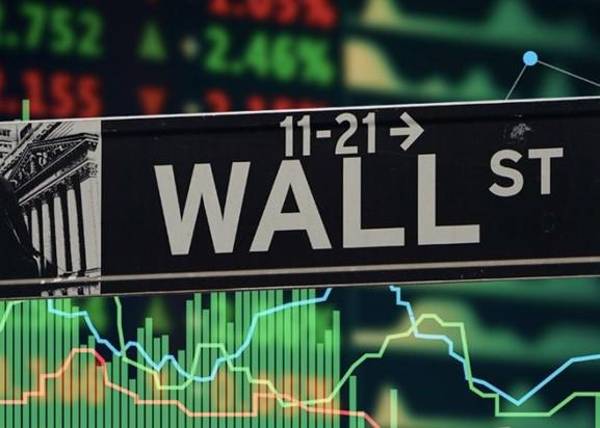 <b>El índice VIX, considerado el principal termómetro del miedo en Wall Street, registró su tercera caída consecutiva. (Foto: Archivo)</b>