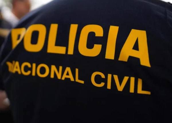 <i>El doble linchamiento ocurrió el sábado en una aldea de la región de Quiché, habitada mayoritariamente por indígenas, luego de que los dos hombres, de 23 y 25 años, fueran arrestados por la policía como sospechosos de matar a tiros a una comerciante en un mercado minutos antes. FOTO REFERENCIA</i>