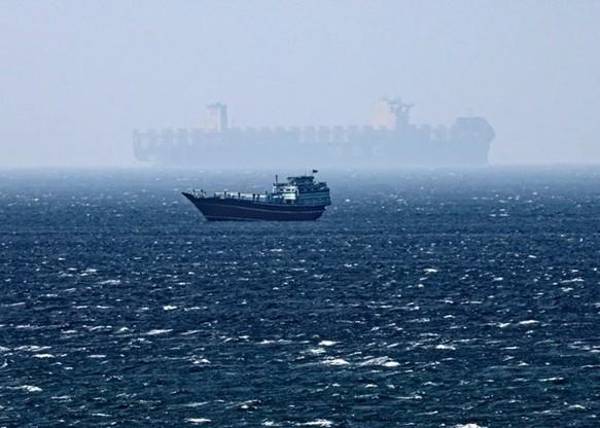 El presidente estadounidense, Donald Trump, aseguró la semana pasada que ha ordenado a la Armada atacar toda pequeña embarcación en el estrecho de Ormuz que pudiera estar desplegando minas. (Foto: EFE)