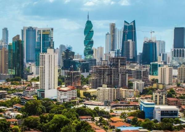 <i>El Ministerio de Economía y Finanzas de Panamá destacó que la decisión contribuirá a fortalecer la confianza internacional, mejorar las condiciones para la inversión y favorecer la actividad económica y el empleo. (Foto: Archivo)</i>