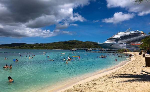 <i>Bajo el lema “Semana Santa Vivila Aquí”, impulsada por la Cámara Nacional de Turismo de Honduras (CANATURH) junto al Instituto Hondureño de Turismo (IHT) y el sector privado, el país busca dinamizar el turismo interno y, al mismo tiempo, atraer visitantes regionales. FOTO CATA</i>