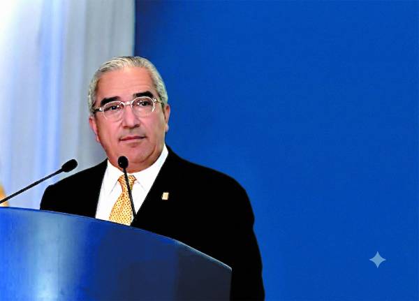 Eduardo Cader, Presidente de la JD de ROBERTONI