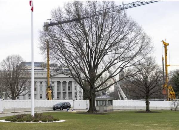 Trump revela construcción de un bunker militar bajo el salón de baile de la Casa Blanca