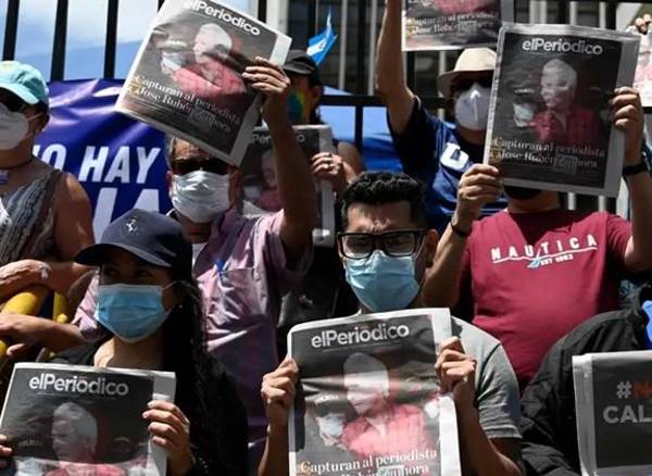 La llegada del nuevo Fiscal en Guatemala cierra una etapa de persecución y juicios contra decenas de exfiscales, jueces antimafia, periodistas e indígenas, muchos de ellos ahora exiliados. (Foto: DW)