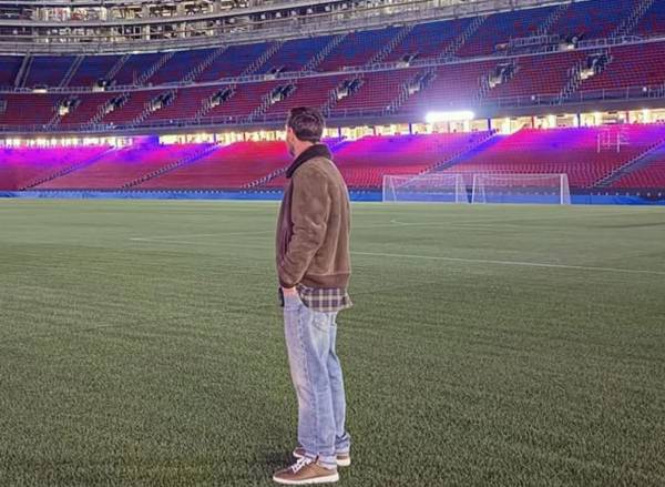 <i>El exjugador del Barcelona Leo Messi, que ahora juega en las filas del Inter de Miami, visitó este pasado domingo el Spotify Camp Nou, según ha publicado en un mensaje en la red social Instagram en el que ha mostrado su deseo de regresar algún día para despedirse de la afición azulgrana. EFE/Instagram Leo Messi</i>