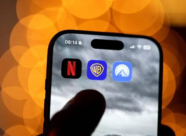 <i>La pugna entre Netflix y Paramount por Warner Bros. Discovery no es solo una operación corporativa: es una disputa estratégica por activos clave del entretenimiento global. (Foto: EFE)</i>