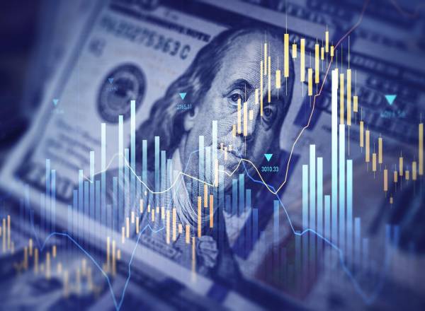 El cambio en las opciones de inversión de los ahorristas latinoamericanos refleja tanto la persistente fragilidad macroeconómica regional como una transformación estructural del negocio de gestión patrimonial. (Foto: Shutterstock)