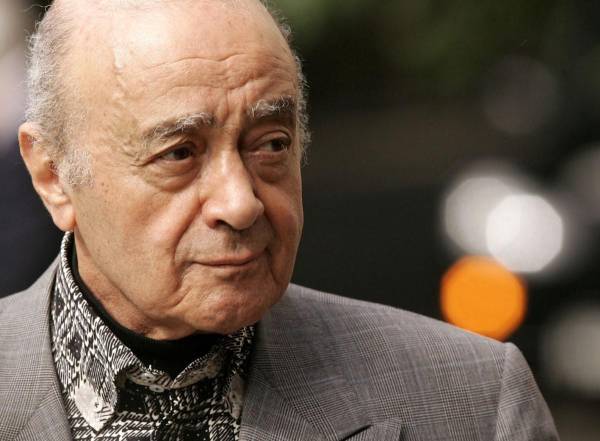 <i>(ARCHIVOS) Mohamed Al Fayed, propietario de los grandes almacenes Harrods, llega al Tribunal Superior de Londres el 27 de julio de 2007 para la audiencia preliminar previa a la investigación forense sobre la muerte de la princesa Diana. El magnate Mohamed Al-Fayed, un controvertido multimillonario y padre de Dodi, que fue asesinado junto con la princesa Diana en 1997, murió a los 94 años, dijo su familia en un comunicado el viernes 1 de septiembre de 2023.SHAUN CURRY/AFP</i>