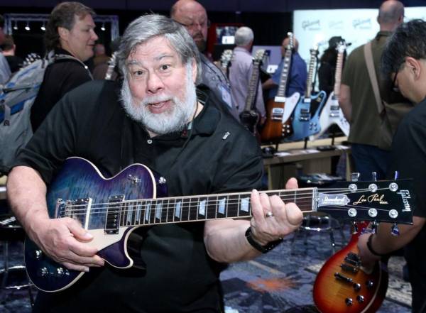 <i>El inventor/ingeniero Steve Wozniak asiste al NAMM Show 2017 en el Centro de Convenciones de Anaheim, California. FOTO Jesse Grant/Getty Images para NAMM/AFP</i>