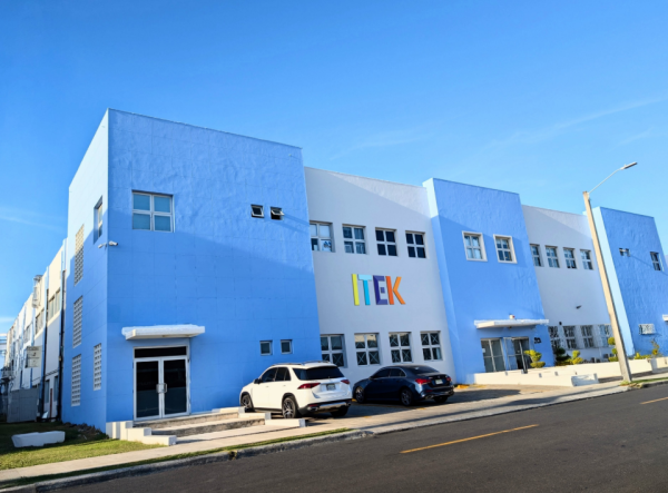 ITEK República Dominicana ofrecerá manufactura y ensamblaje de dispositivos y servicios de cadena de suministro de extremo a extremo. Iniciará con una infraestructura de 1.500 metros cuadrados. Foto de cortesía