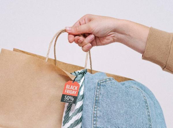 <i>Según los expertos de la empresa, el phishing es la táctica favorita de los cibercriminales que aprovechan la temporada de Black Friday de los usuarios con el único objetivo de obtener ganancias financieras. FOTO REFERENCIA</i>