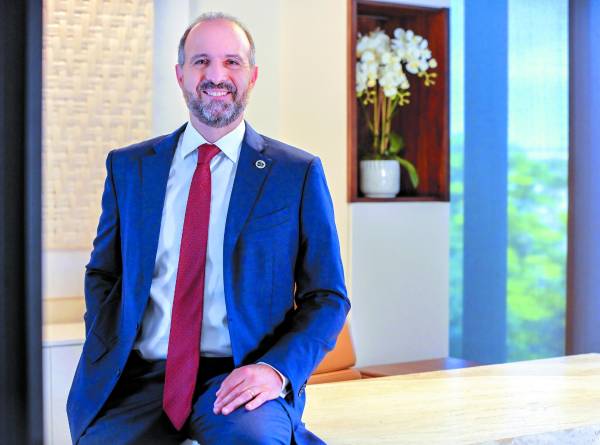 Federico Odio González tiene a su cargo una organización líder en su industria con más de 5.000 colaboradores y US$8.300 millones en activos. A lo largo de su gestión, ha impulsado la transformación organizacional consolidando un equipo de alto desempeño enfocado en el cliente y llevando a BAC Costa Rica a ser el primer banco con mejor reputación en Costa Rica.
