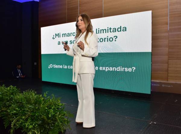 <i>Sully Guevara, gerente de Banca Premium de Credicomer, señaló que la compañía ha buscado trascender su percepción tradicional mediante el lanzamiento de una nueva propuesta de valor. Foto de Óscar Machón / E&amp;N</i>