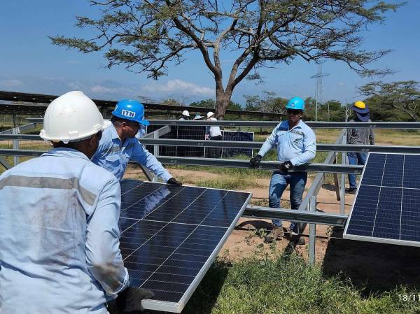 En los últimos dos años, Unergy ha puesto en operación más de 20 generadores de energía, posicionándose entre las tres empresas con mayor número de nuevos generadores. Foto de cortesía