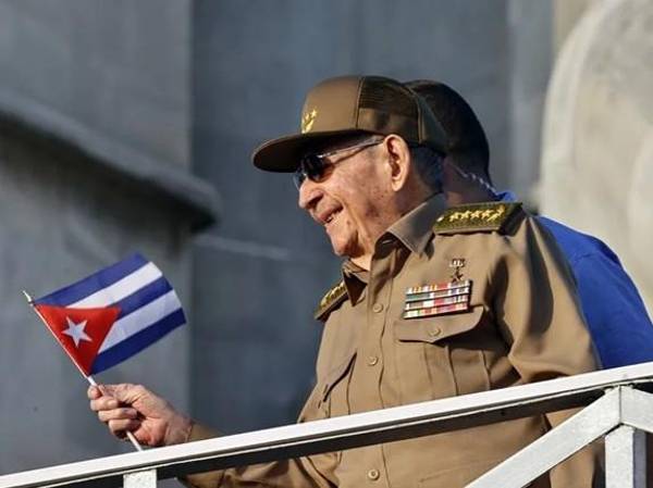 Raúl Castro, de <b>94 años, dejó formal</b>mente la dirección del Partido Comunista de Cuba en 2021, aunque se le considera una figura influyente dentro del aparato político cubano. (Foto: EFE)