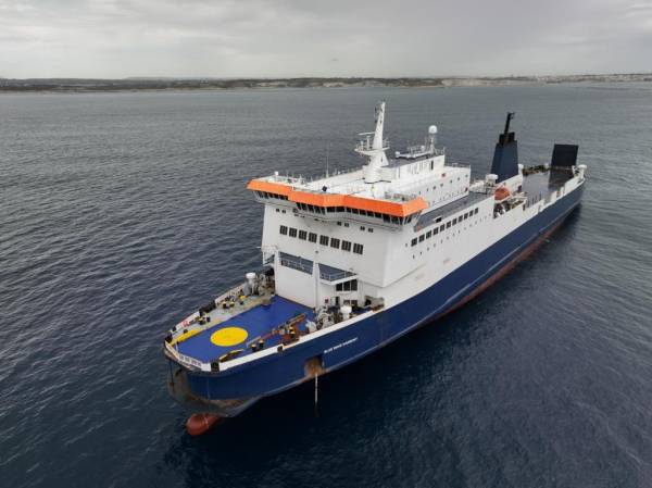<i>FOTO. Blue Wave Corporativon destacó en un comunicado que la ruta será atendida por una nave de 170 metros de largo con capacidad para transportar hasta 100 vehículos de carga y se convertirá en el primer transporte multimodal del istmo. Cortesía</i>