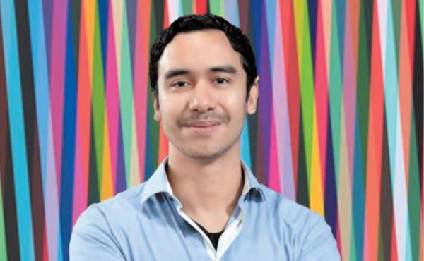 Nació en la Ciudad de Guatemala. Su carrera como emprendedor inició a los 12 años como cargabultos. FOTO CORTESÍA E&amp;N