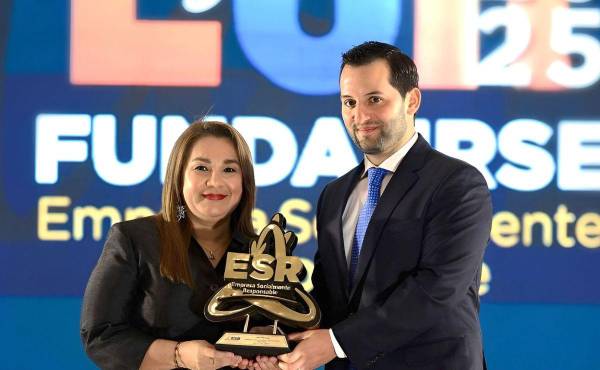 LACTHOSA consolida su liderazgo en sostenibilidad y recibe por 16° año consecutivo el Sello de Empresa Socialmente Responsable