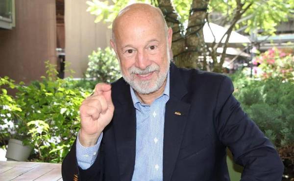 Las organizaciones enfrentan una elección: seguir gestionando variables o comenzar a gobernar sistemas que integran procesos, afirma Ítalo Pizzolante.