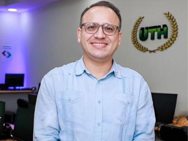 Luis Diego Chacón, Vicerrector de Vinculación Nacional e Internacional de la UTH.
