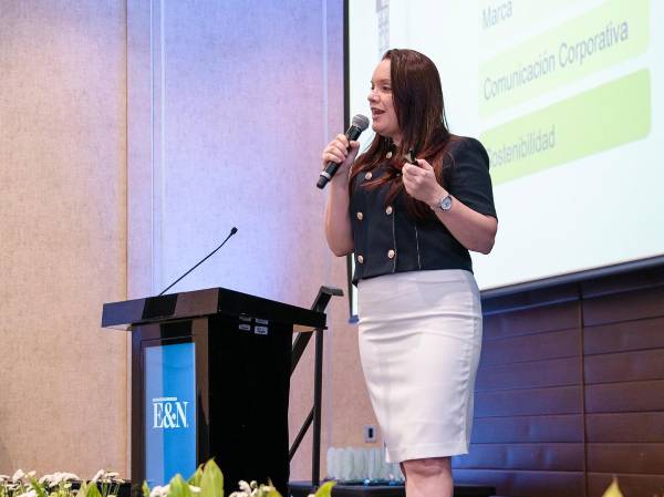 Silvia Chaves, Directora de Experiencia de Marca y Relaciones Corporativas de Banco Nacional. FOTO MANU MAREINA