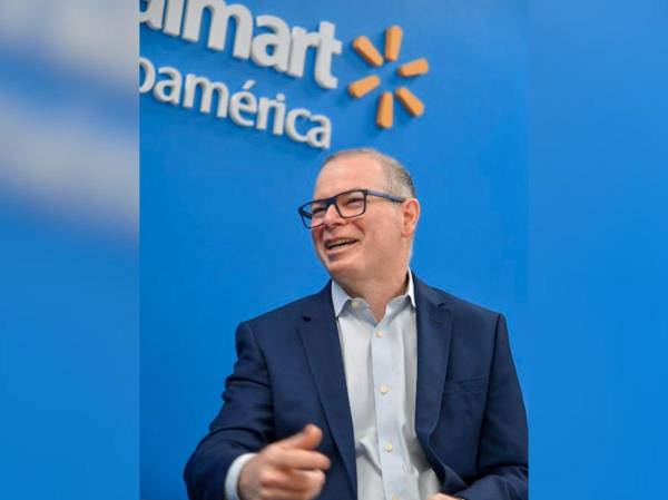 <i>Flavio Cotini termina su etapa como CEO de Walmart Centroamérica. Foto Walmart</i>