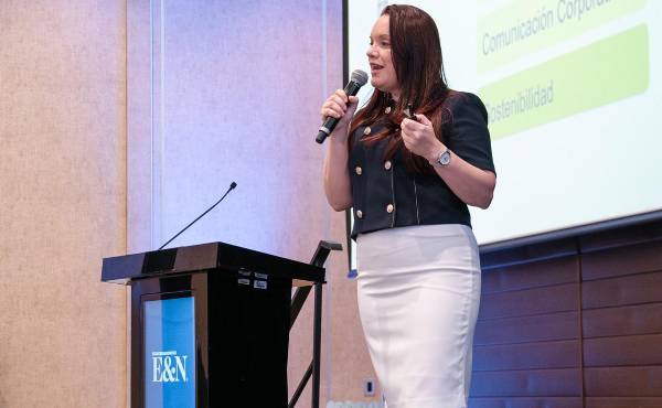 Silvia Chaves, Directora de Experiencia de Marca y Relaciones Corporativas de Banco Nacional. FOTO MANU MAREINA
