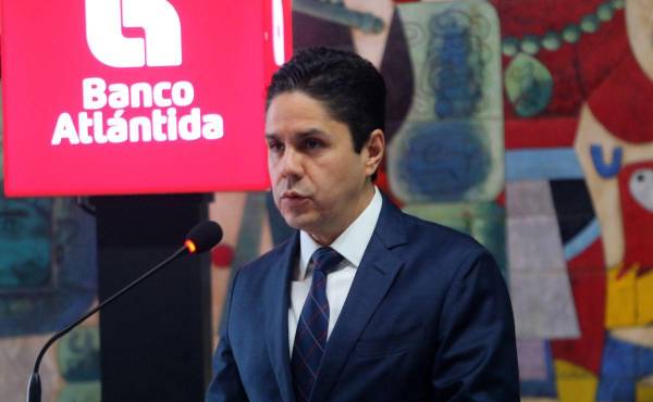 Banco Atlántida lanza campaña “En Banco Atlántida, su esfuerzo está seguro” con historias reales de confianza y compromiso