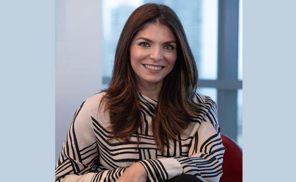 Joanna Crooks: “El liderazgo se construye con criterio, confianza y resultados”