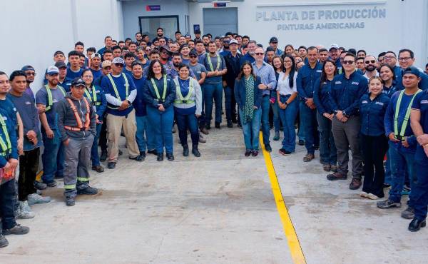 La empresa fortalece su marca empleadora .