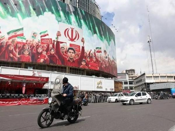 Según informó la agencia estatal iraní <i>IRNA,</i> la iniciativa fue entregada el jueves 30 de abril mediante Islamabad. (Foto: EFE)
