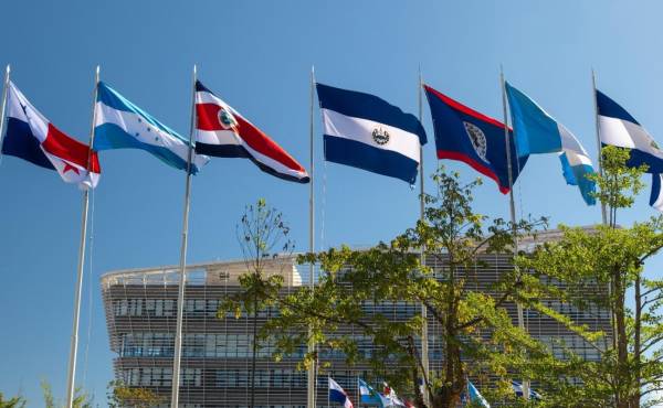 <i>El cierre de julio dejó a Guatemala y Panamá como los mercados con los menores diferenciales soberanos de Centroamérica. (Foto: Shutterstock)</i>