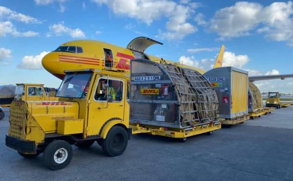 <i>Los precios del combustible para aviones subieron bruscamente en marzo, un 106,6 % interanual. Foto de cortesía</i>