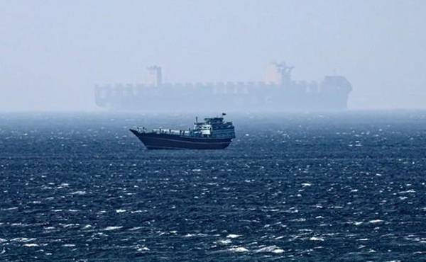 El presidente estadounidense, Donald Trump, aseguró la semana pasada que ha ordenado a la Armada atacar toda pequeña embarcación en el estrecho de Ormuz que pudiera estar desplegando minas. (Foto: EFE)