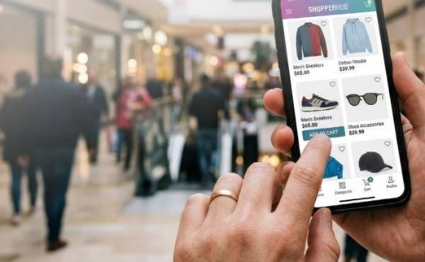 <i>En la era del anaquel invisible, la construcción de marca y la gestión de datos necesitan una coordinación más estrecha. Lo que una compañía promete debe guardar relación con la información que publica y con aquello que efectivamente puede entregar. (Foto: Cortesía)</i>