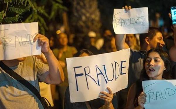 La confianza ciudadana en las autoridades electorales cayó del 47 % en 2016 al 34 % en 2024, (Foto: EFE)