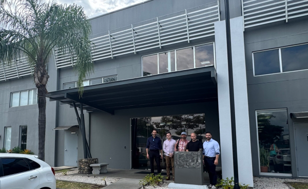 <i>La planta se integrará a una segunda instalación en Grecia, como parte de una estrategia de expansión que contempla una nueva fase de desarrollo a partir de 2027. Foto de cortesía</i>