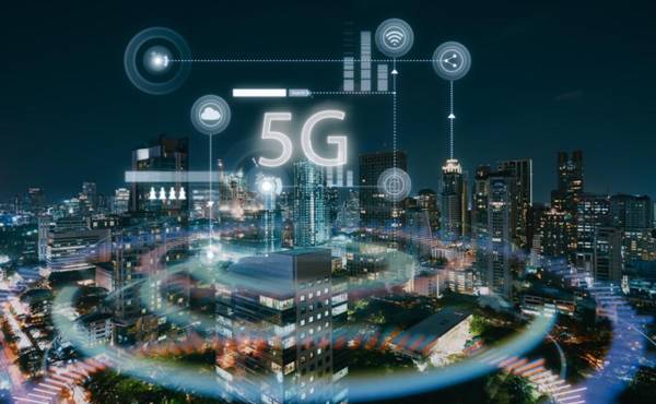 <i>El sector salud acelera la adopción de 5G junto con educación y fintech, generando nuevas oportunidades digitales. Foto de iStock</i>