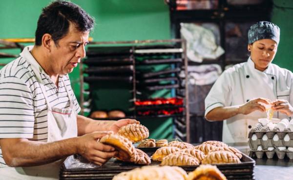 <i>El 83,1 % de las personas involucradas en emprendimientos tempranos señaló que emprende para ganarse la vida debido a la escasez de empleo. Foto de iStock</i>