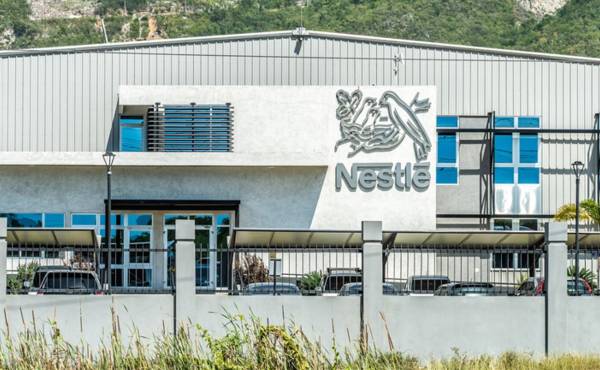 <i>El año 2025 estuvo marcado para la firma de alimentación por un plan de reducción de 16.000 empleos en su plantilla, con el objetivo de reducir costes. Foto de iStock</i>