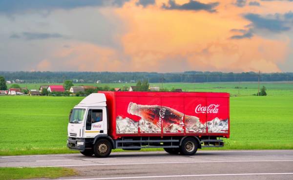 <i>Para el año completo, Coca-Cola proyecta un crecimiento comparable de las ganancias por acción de entre el 9 % y el 10 %, lo que supone una mejora respecto a la horquilla entre el 8 % y el 9 % estimada en sus anteriores cuentas. Foto de iStock</i>
