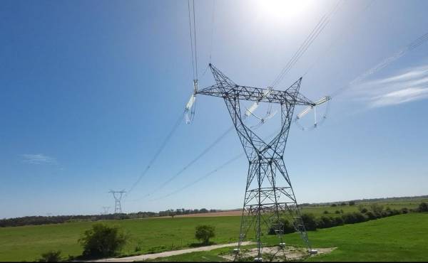 <i>El presidente de Panamá, José Raúl Mulino anunció que rechazaba la solicitud de mayor acceso de energía panameña para ser vendida a Costa Rica. Foto de iStock</i>