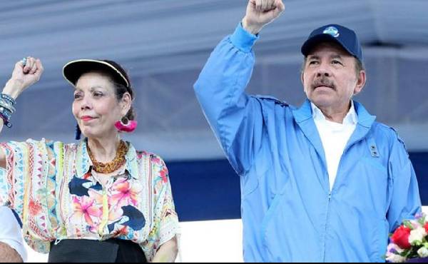 <i>Los riesgos políticos de Nicaragua se han intensificado tras las reformas constitucionales y legales promulgadas en 2024-25, que subordinaron las instituciones legislativas, judiciales y electorales al ejecutivo. Foto de AFP</i>